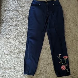 Jaanuu Skinny Scrub Pants